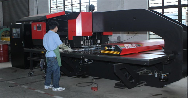 數(shù)控二手沖床(圖1)