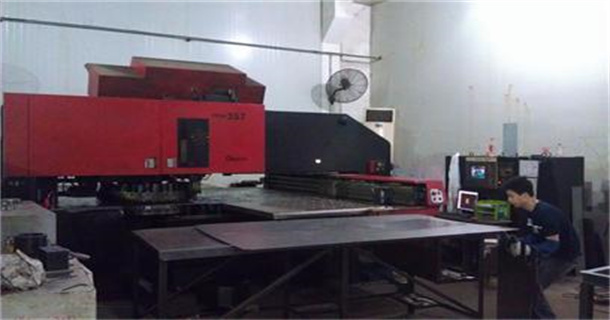 數(shù)控二手沖床(圖7)