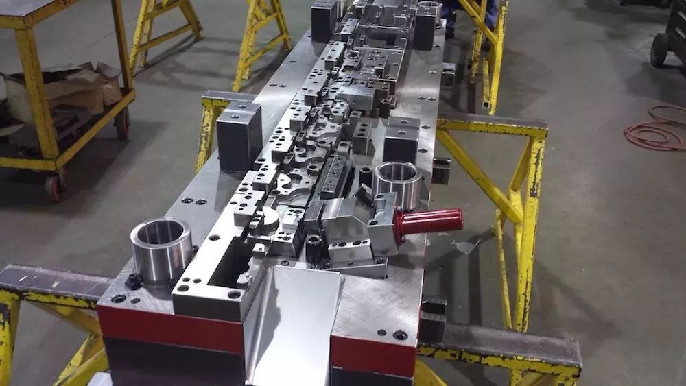 【高清圖】搞懂30個沖壓模具設計與成形工藝經驗,做模具是手到擒來!(圖10) 【高清圖】搞懂30個沖壓模具設計與成形工藝經驗,做模具是手到擒來!(圖10)