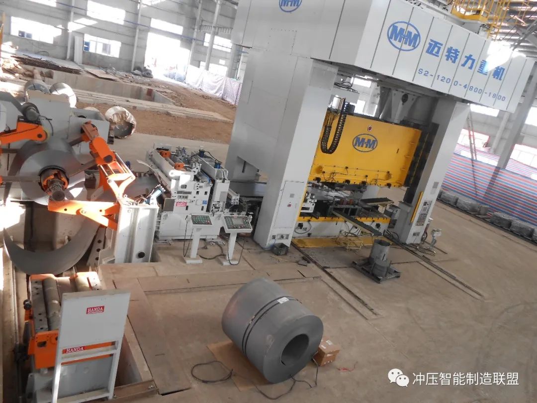 沖壓成型工藝特點及分類(圖1)